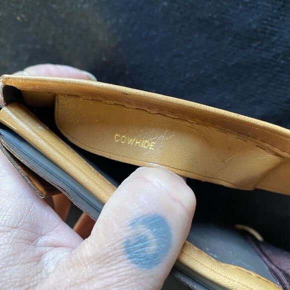 Vintage Tan Leather Bifold Wallet. Snap Closure. New But With Blemish. USA. - Picture 14 of 15